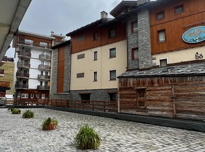 Апартаменти Casa Di Valentina Брей-Червінія